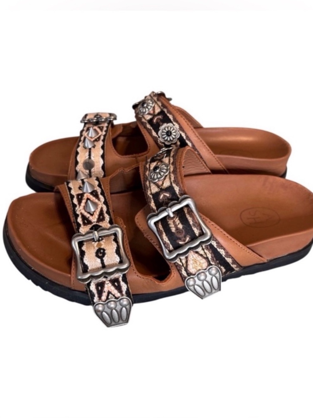 Ash Ulysse Western Embellished Buckle Slide Sandals in Tan & Black